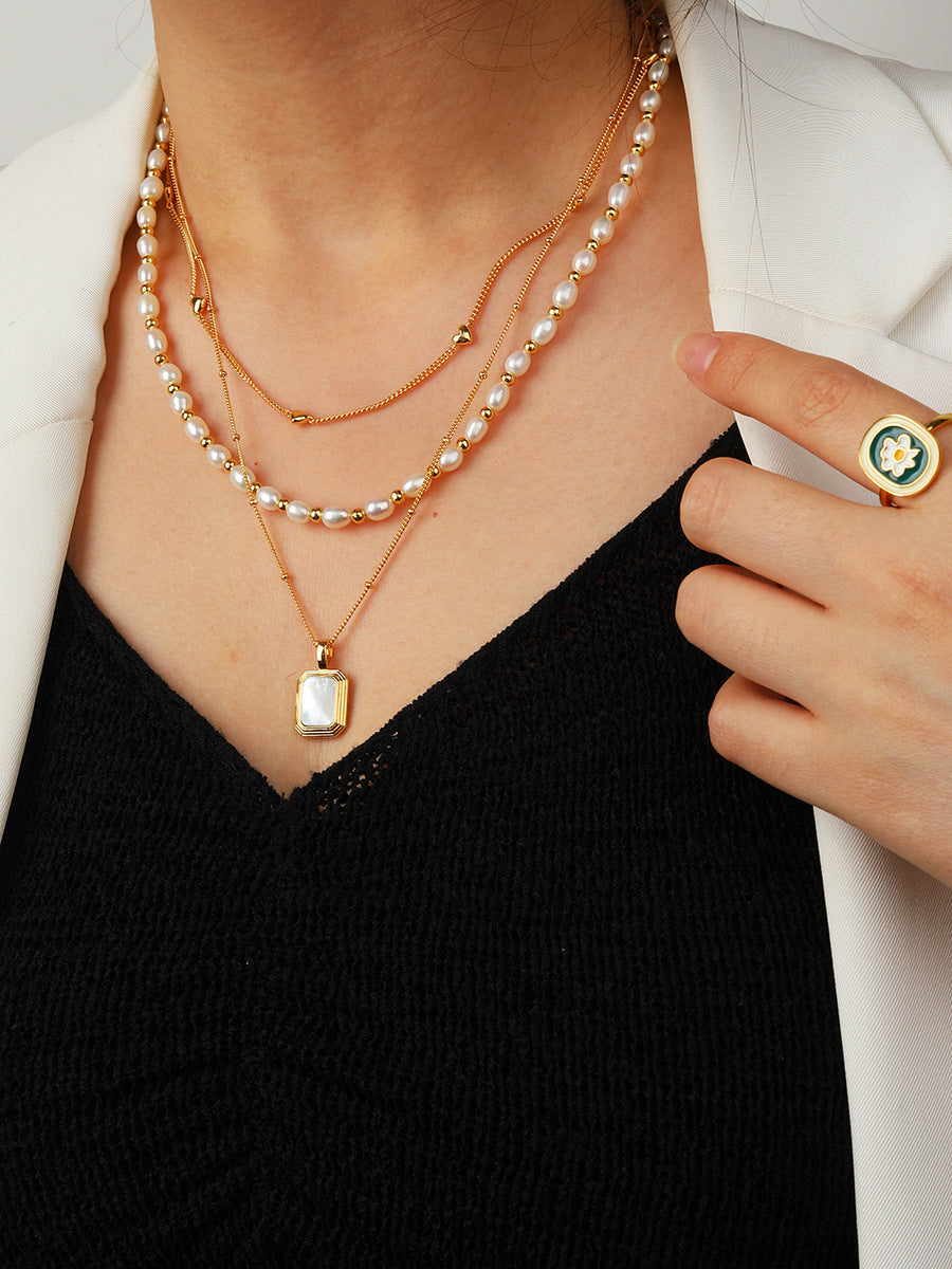 Double-sided Natural Black Agate and White Fritillaria Necklace
