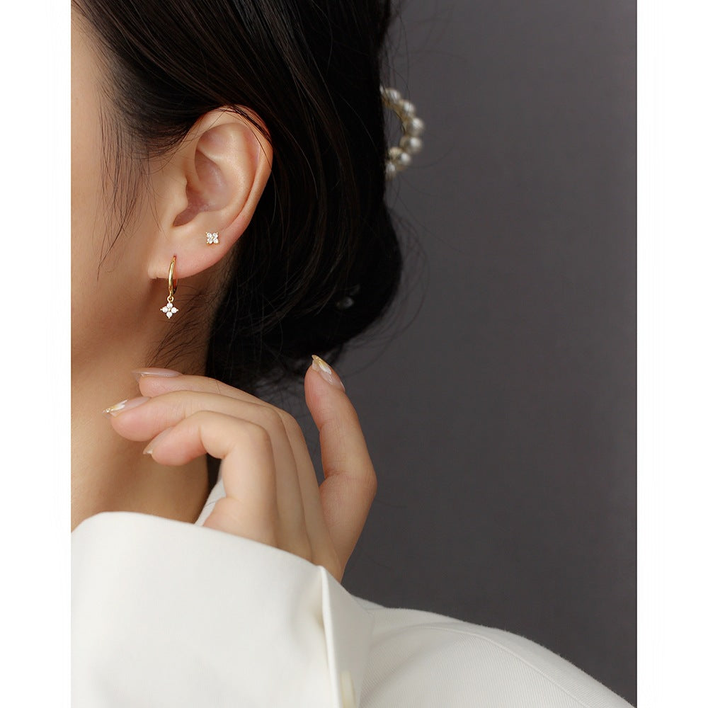 B6 Zircon Floral Earrings