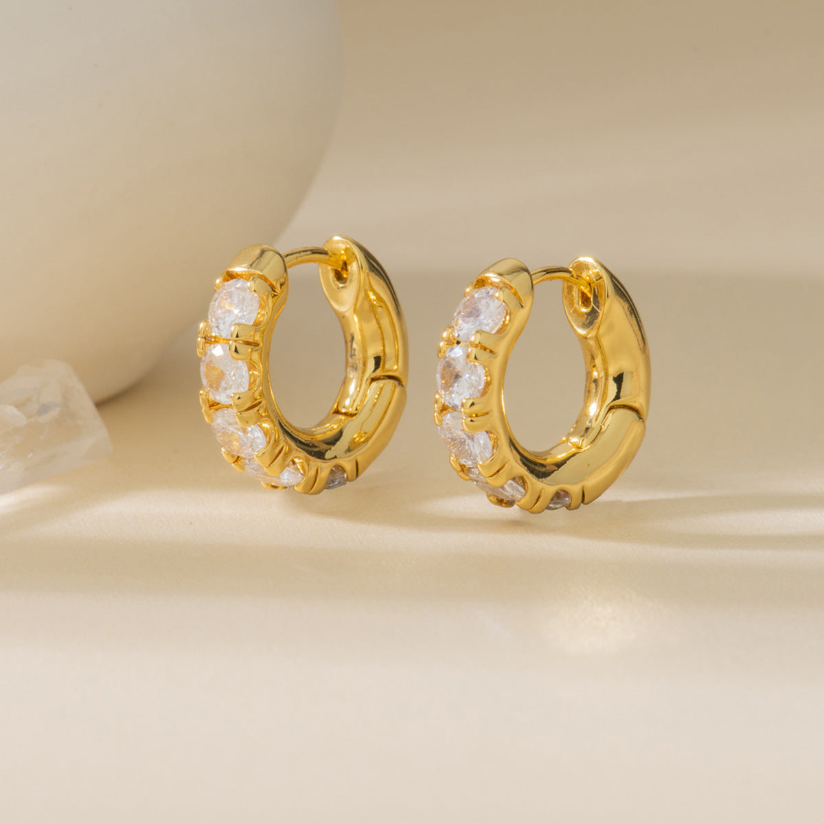 B32 Zircon Hoops